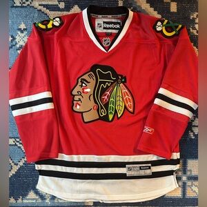 Reebok Chicago Blackhawks NHL Red and Black Hockey Jersey Large